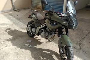 BMW  F650CS Scarver Military Edition 