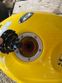 Serbatoio suzuki gsx r 600 k4