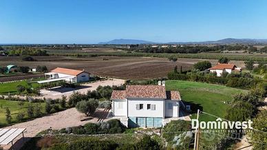 Villa di 293 m² con 4 locali a Capalbio