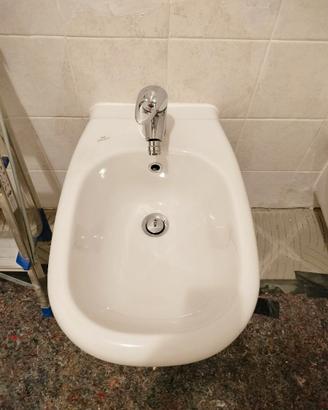 Bidet sospeso Ideal standard con miscelatore