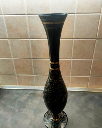 vaso indiano in ottone 