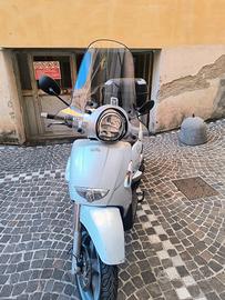 aprilia scarabeo light 400