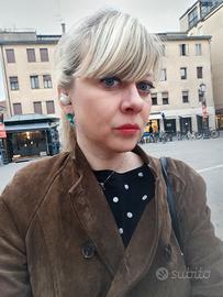 donna da stiro