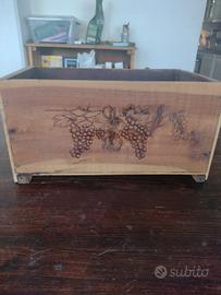 casetta di legno porta bottiglie 