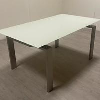 Tavolo calligaris