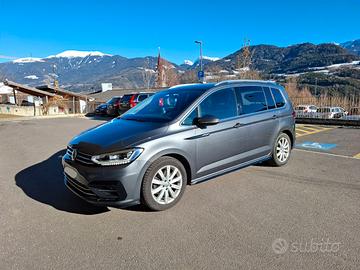Volkswagen Touran R Line 1.4