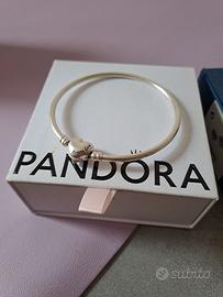 bracciale rigido di pandora