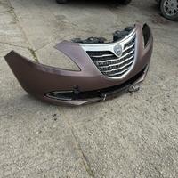 Paraurti anteriore lancia Y anno 2015