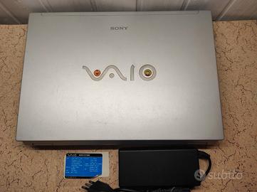 Sony Vaio VGN-FZ18M notebook più 2 memorie RAM 