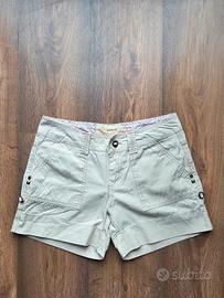 Pantaloncini corti cremosi con polsini 36 S lunghe