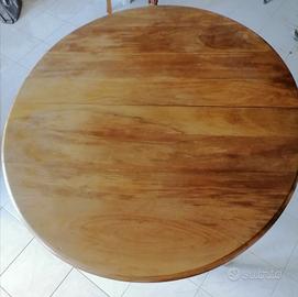 Tavolo Salone ovale allungabile con sedie