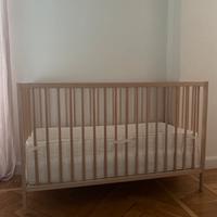 Letto neonato + materasso + paracolpi + ruote