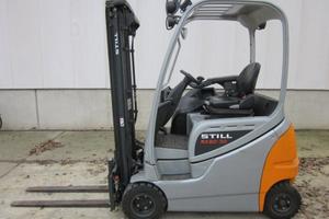 Carrello elevatore STILL