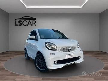 Smart ForTwo 90 0.9 Turbo allestimento BRABUS -UNI