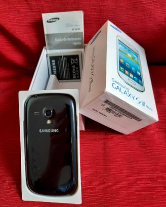 Cellulari smartphone tutti e 2 funzionanti