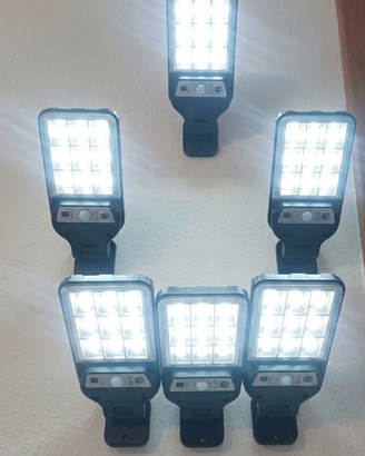 Set 6 Faretti LED Solari per Esterno con Sensore d