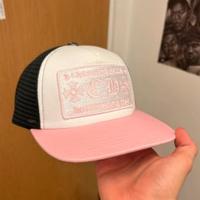 cappello rosa chrome hearts