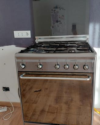 cucina a gas e forno elettrico SMEG