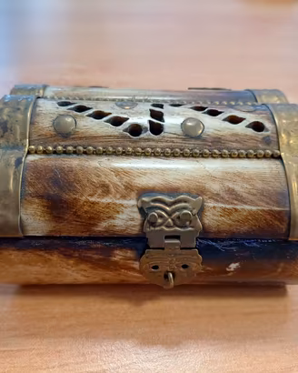 Portagioie in simil legno o osso