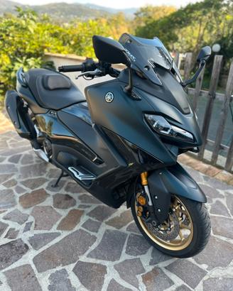 Yamaha Tmax 2023 tech max