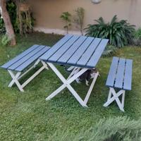 Tavolo da giardino e panche