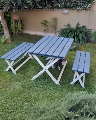 Tavolo da giardino e panche