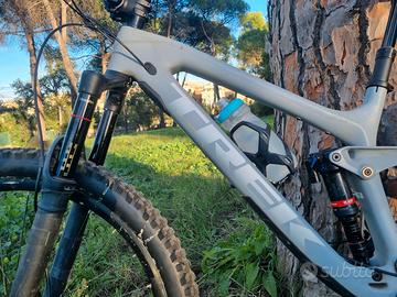 Trek Slash 9.7 tg.M 17.5