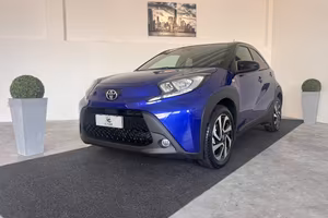 TOYOTA Aygo X 1.0 VVT-i 72 CV 5 porte Trend