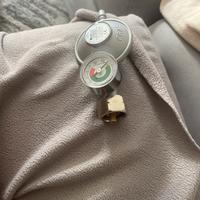 Regolatore di gas per bombole