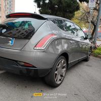 lancia delta 2011 versione oro 