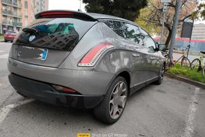 lancia delta 2011 versione oro 