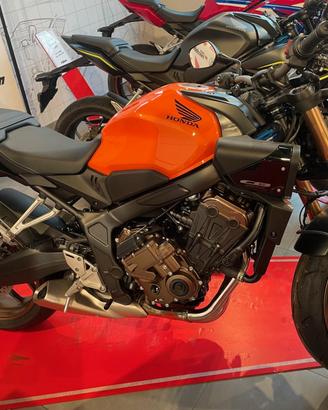 Honda CB 650 R E-CLUTCH