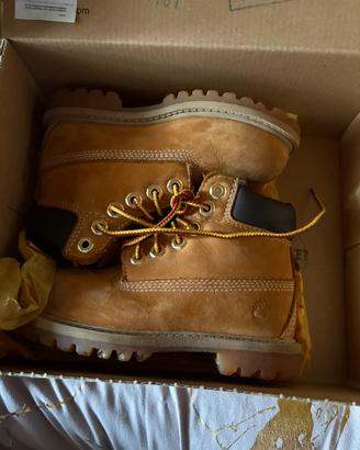 Timberland bimbo misura 26 con scatola originale