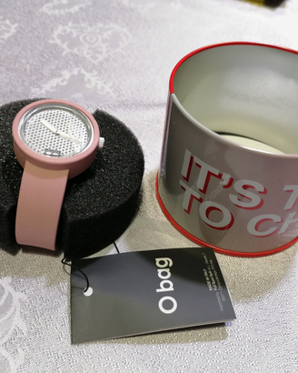 Orologio o'clock o bag