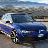 VW Golf 8 eTSI 150cv tetto apribile - matrix - HUD
