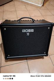 Chitarra elettrica, amplificatore, processore 