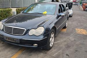 Mercedes c220 ricambi usati vettura rottamata