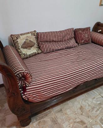 Letto a barchettone