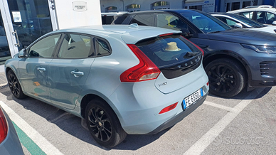 Volvo V40 2.0 D2 Diesel 120 CV - imm. 29/09/2016
