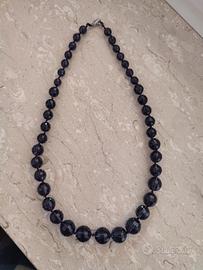 Collana con perle viola