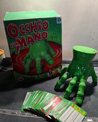 Occhio alla mano - obbligo o verità