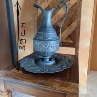 Elegante Vaso in Peltro con Manico