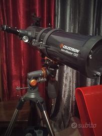 Potente telescopio astronomico spaziale