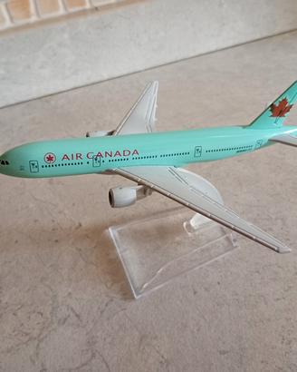 Modellino canadese  Air Canada 