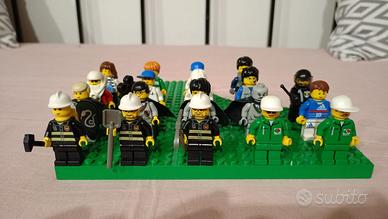 Lego minifigures