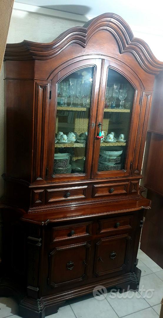 Credenza antica Arredamento e Casalinghi In vendita a Brescia