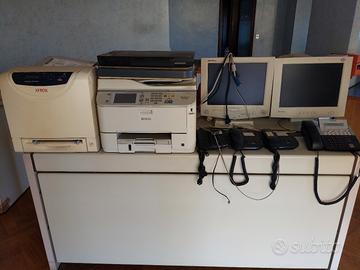 GRATIS Lotto PC e TV Vintage Svuoto Ufficio 