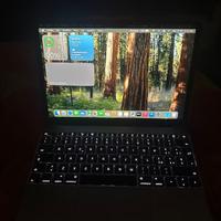 macbook 12 con seequoia 2026 air perfetto ssd 250