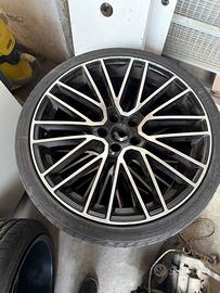 Cerchi audi e Pneumatici 255 35 20