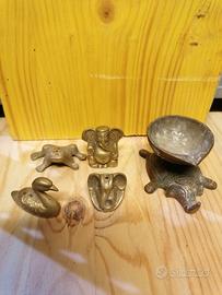 Come da foto vari oggetti ottone